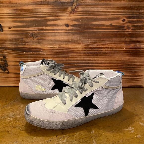 Golden Goose Other - Auth. GOLDEN GOOSE GGDB MID/STAR SNEAKERS